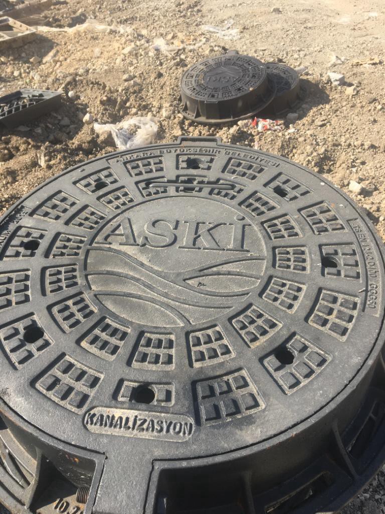 Ankara sfero döküm baca kapağı GGG50 kalite ID400 kilitli sistem.