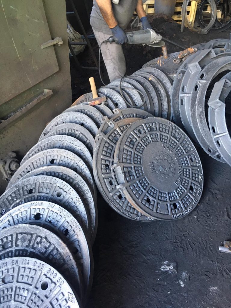 Ankara Sincan OSB döküm fabrikası ağır hizmet tipi rögar kapağı üretimi